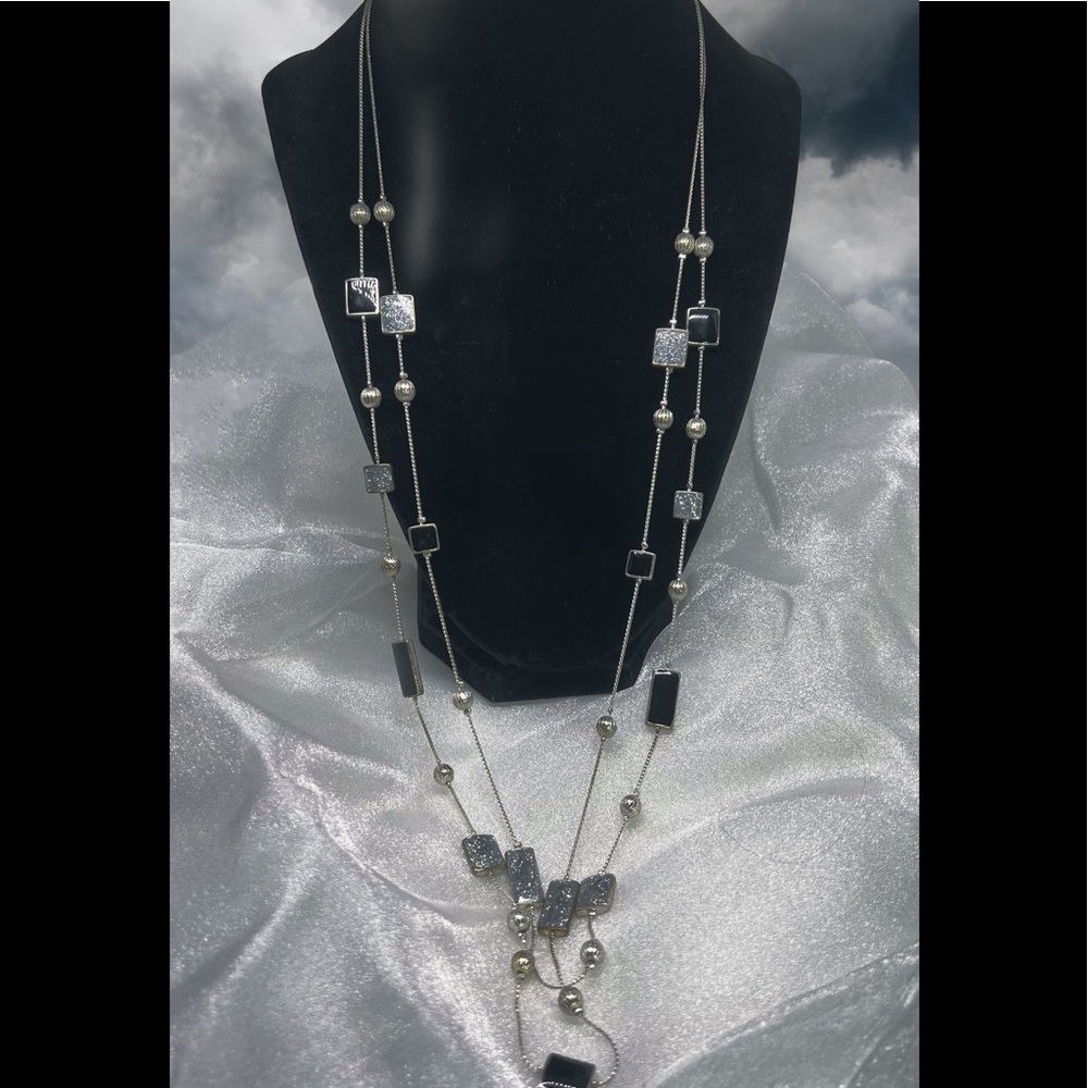 Vintage Double Strand Station Silver Glitter Opaque Black Enameled Sq Necklace - Picture 2 of 6